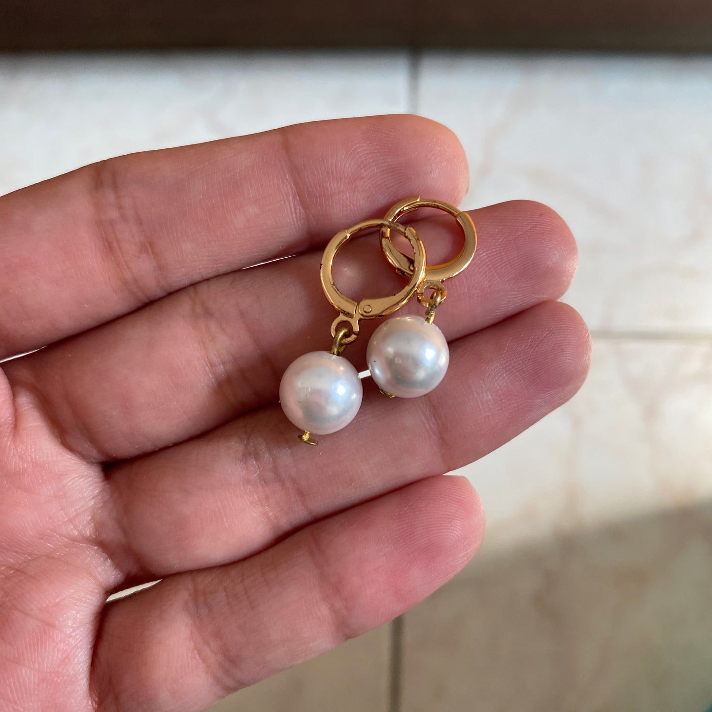 PEARL HUGGIE EARRINGS