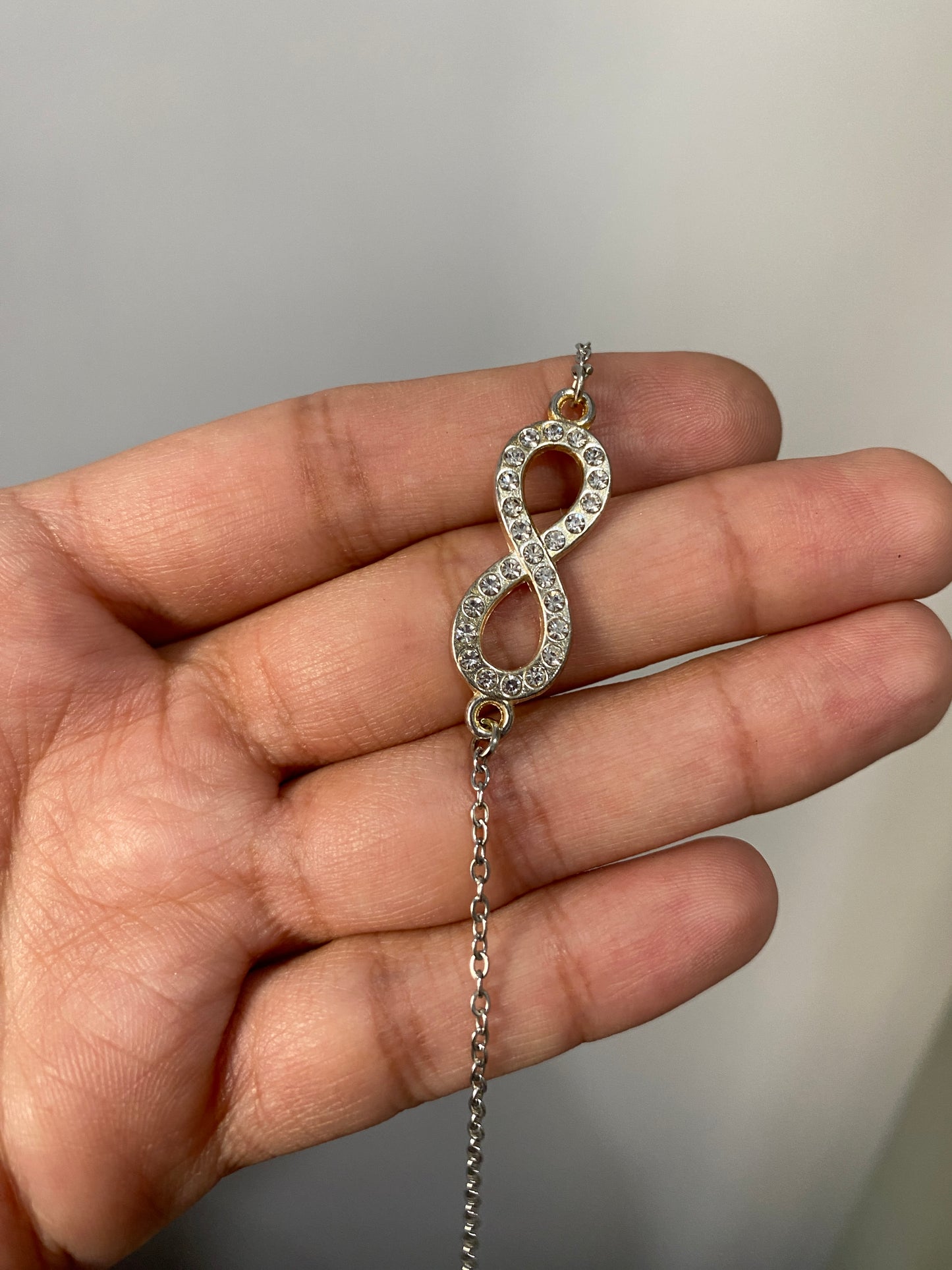 DIAMOND STUDED INFINITY BRACELET