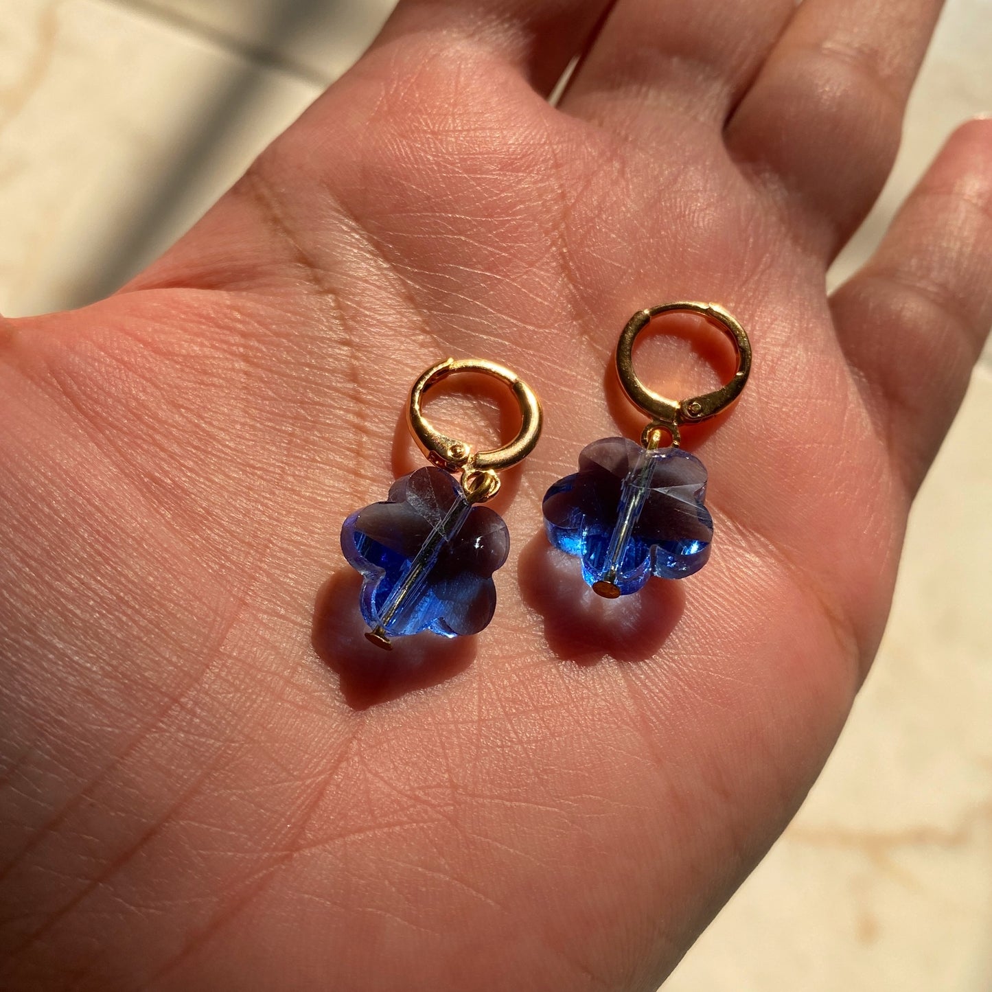 CRYSTAL FLOWER EARRINGS