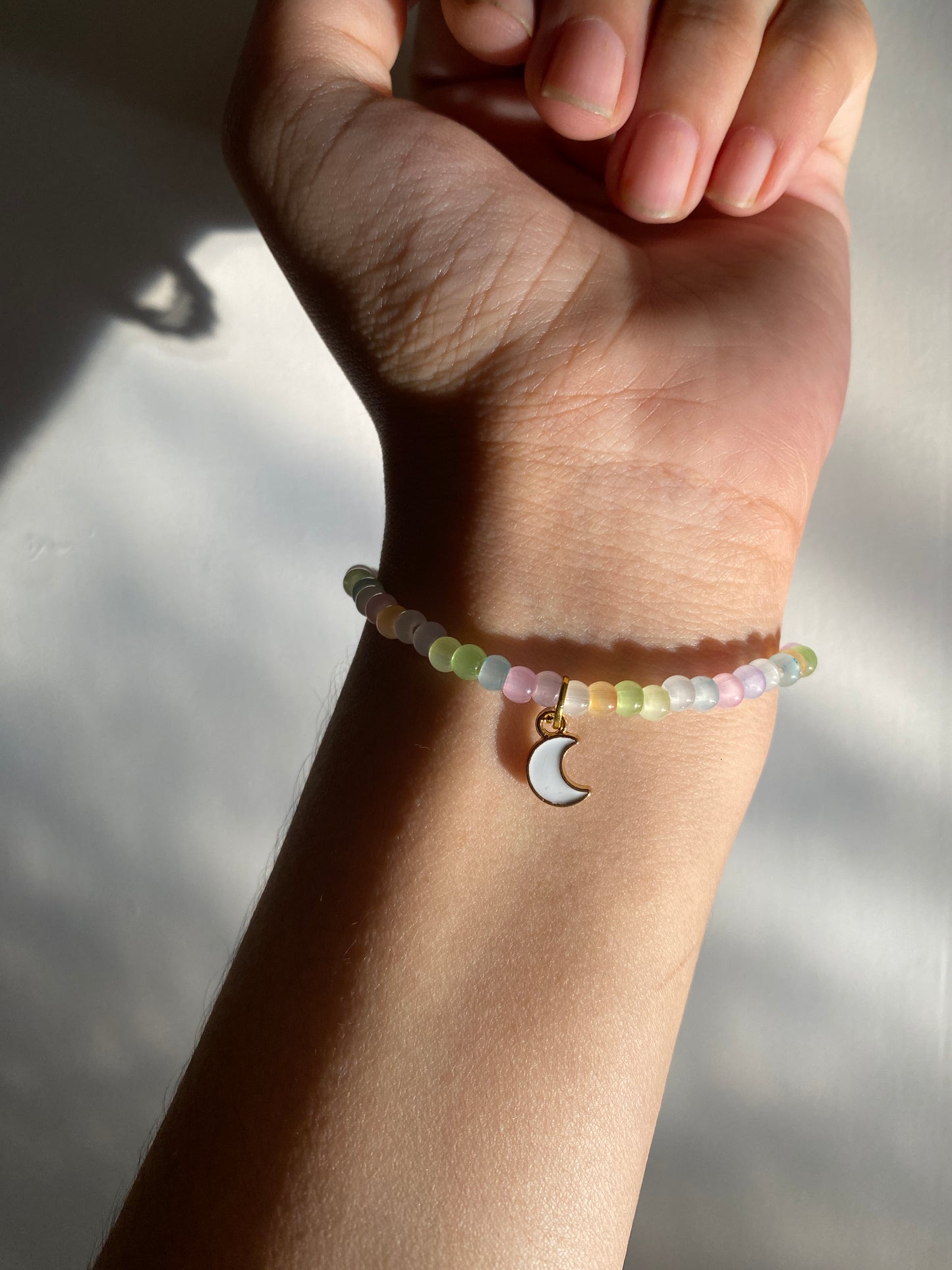 PASTEL PEARLED MOON BRACELET