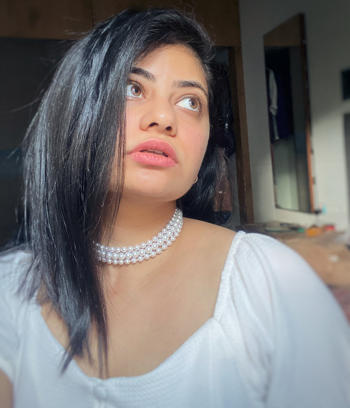 Three Layers Pearl Choker