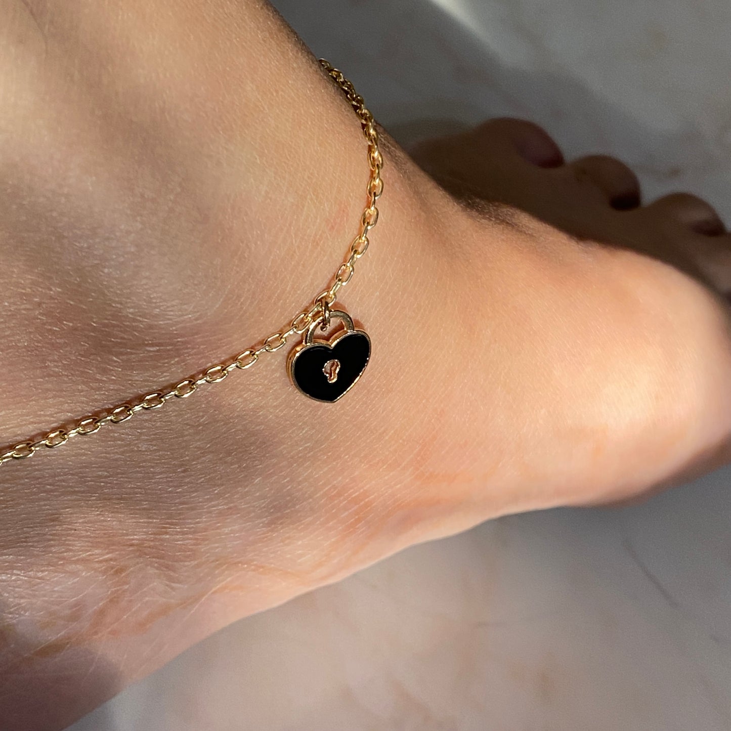 LOCK AND KEY ANKLETS