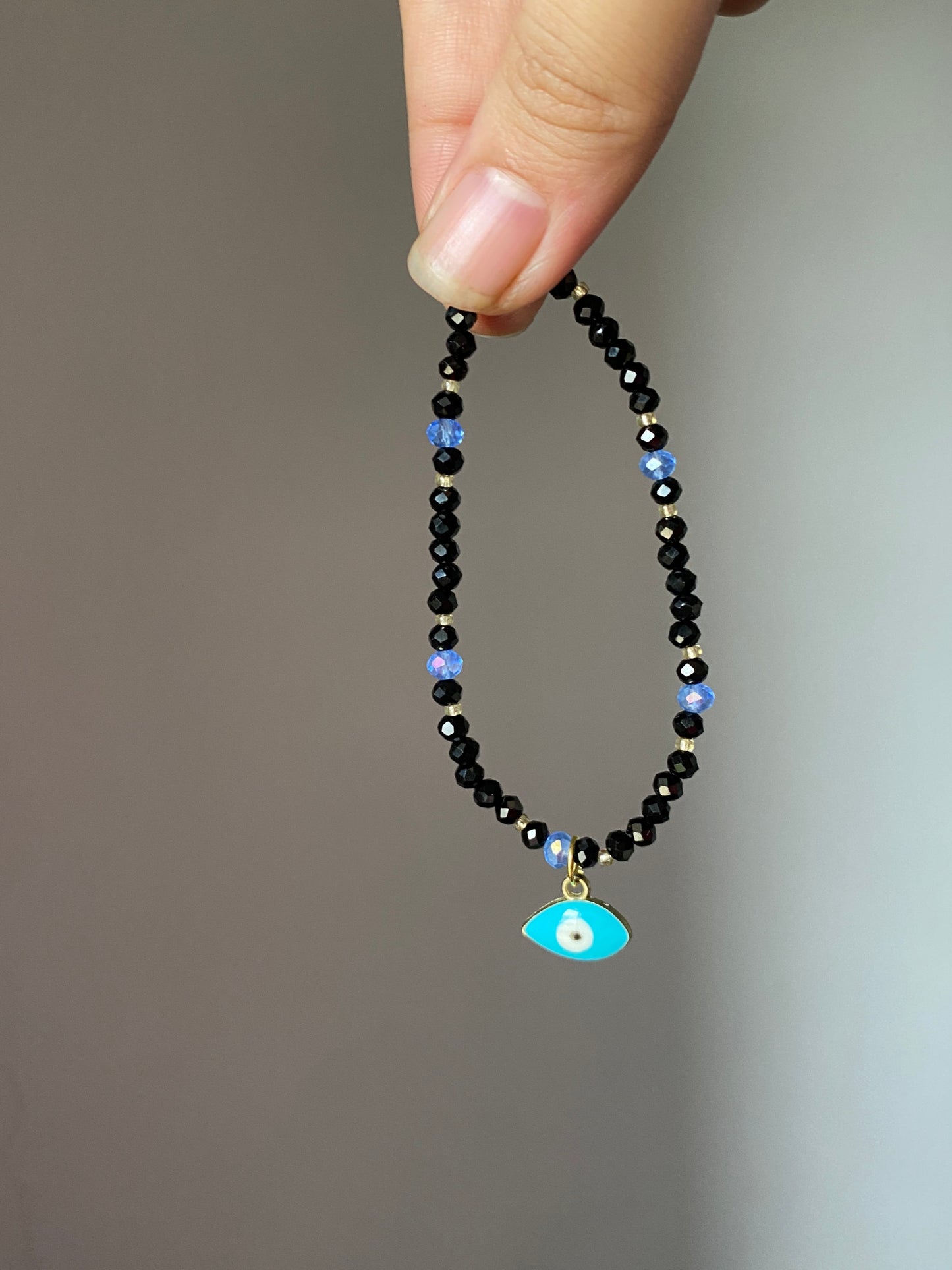 CRYSTAL EVIL EYE BRACELET