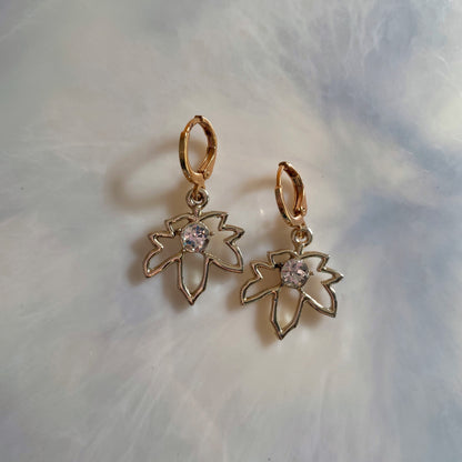 MAPLE LEAF EARRINGS