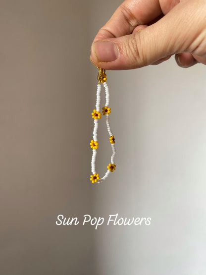 BEADED FLOWER DESIGNS - BRACELET - NECKLACE - ANKLET