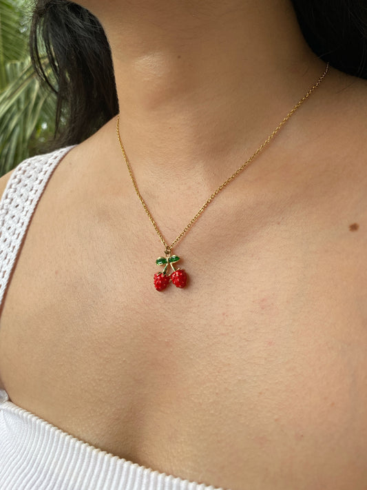 A BUNCH OF STRAWBERRIES - NECKLACE