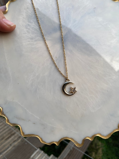 CRESCENT MOON WITH A LITTLE STAR - NECKLACE