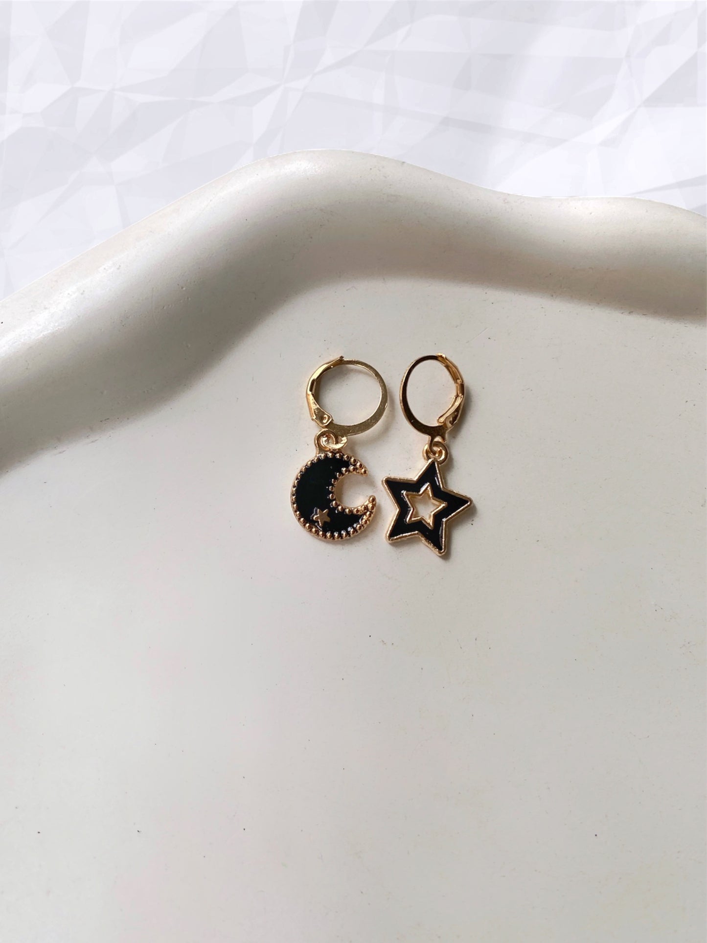 MOON AND STAR ASYMMETRICAL HUGGIE EARRINGS