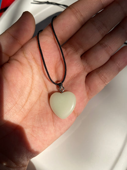 OPAL HEART NECKLACE WITH THREAD