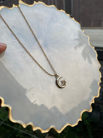 CRESCENT MOON WITH A LITTLE STAR - NECKLACE