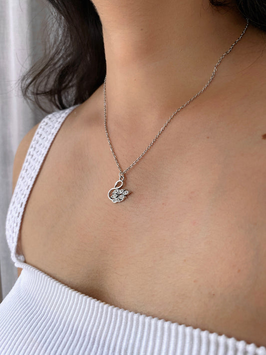 SWAN NECKLACE