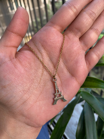 EIFFEL TOWER NECKLACE