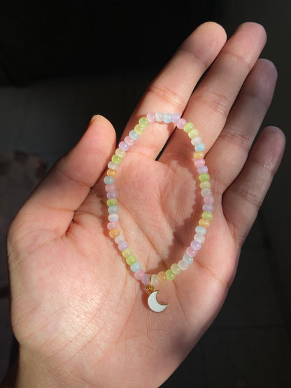 PASTEL PEARLED MOON BRACELET