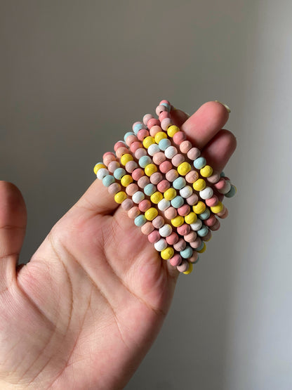 PASTEL WOODEN BEADED BRACELET