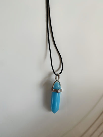 UNISEX PENCIL CRYSTAL PENDENT WITH THREAD NECKLACE