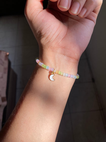 PASTEL PEARLED MOON BRACELET