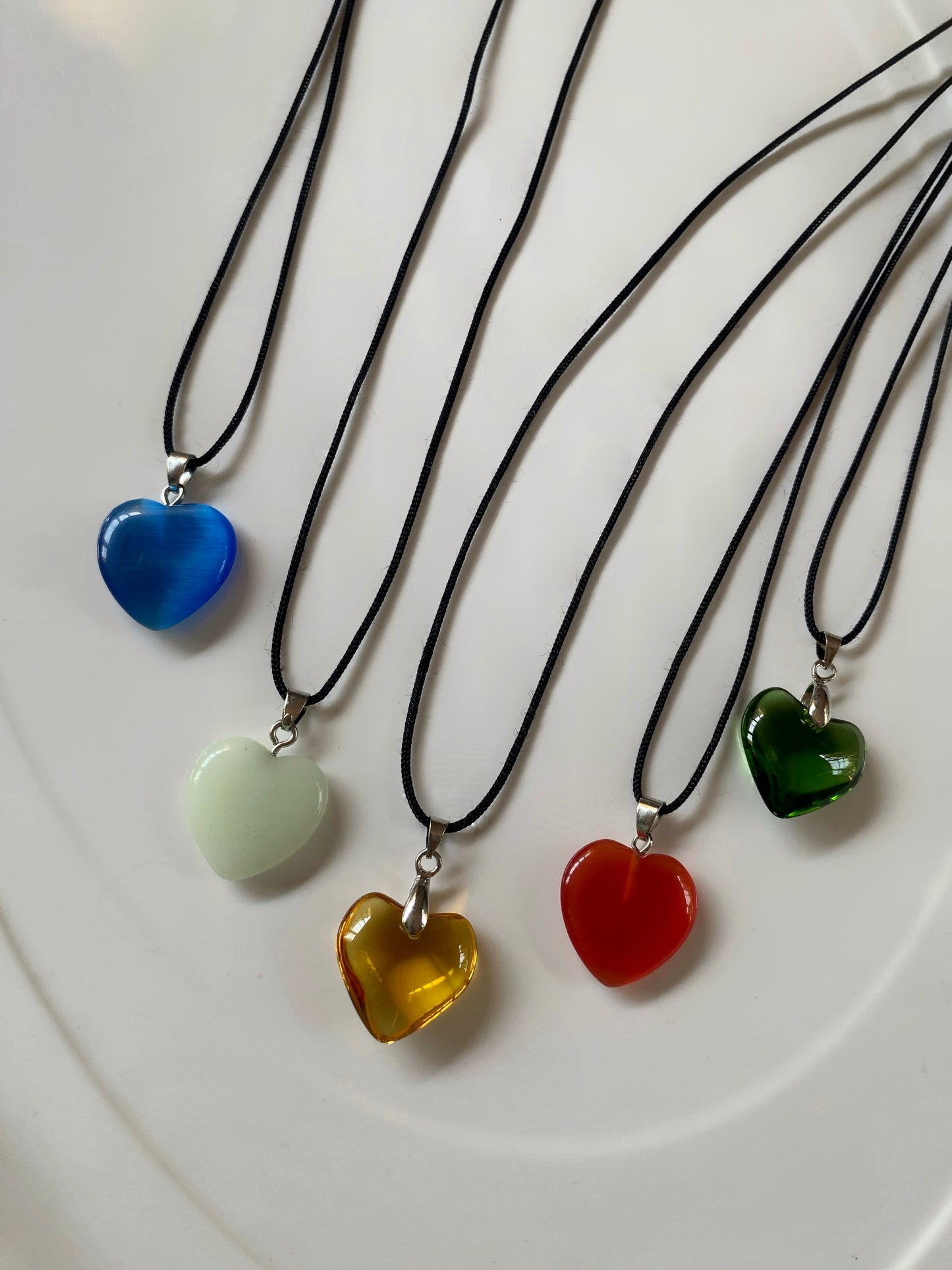 OPAL HEART NECKLACE WITH THREAD