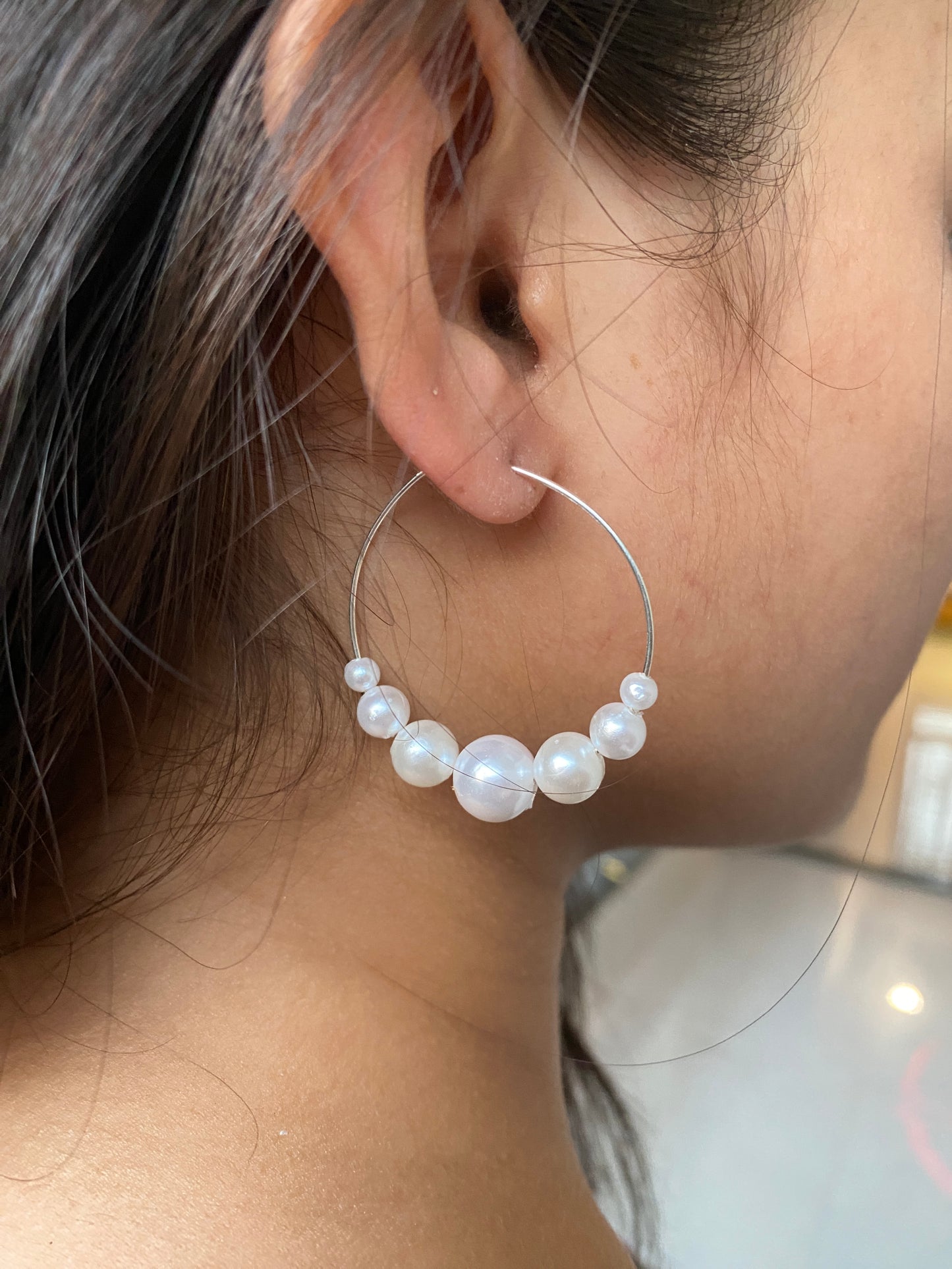 ASCENDING PEARLS HOOP EARRINGS