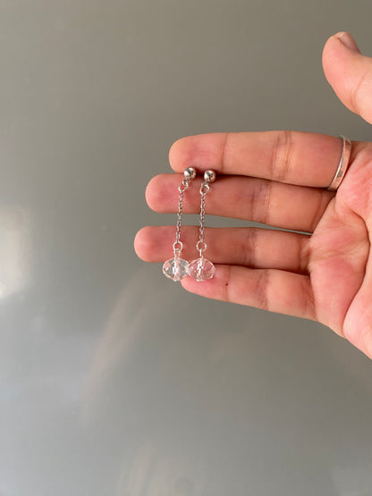 DANGLING CRYSTAL DROP EARRINGS