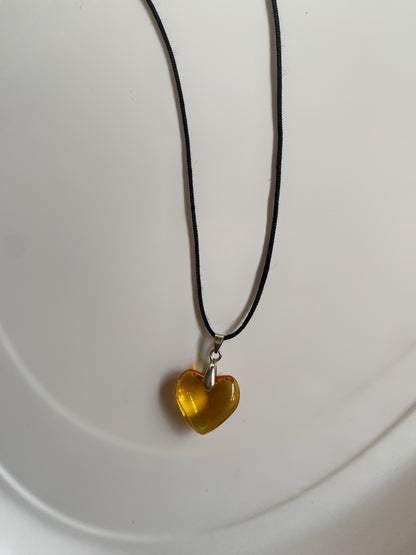 OPAL HEART NECKLACE WITH THREAD