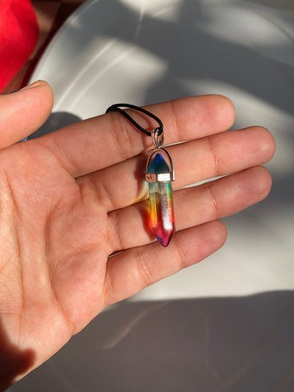 UNISEX PENCIL CRYSTAL PENDENT WITH THREAD NECKLACE