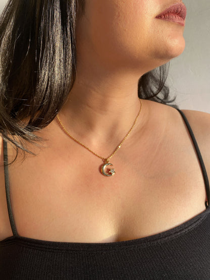 CRESCENT MOON WITH A LITTLE STAR - NECKLACE