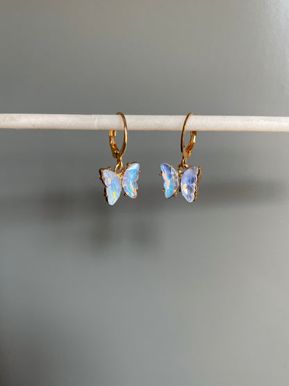 HOLOGRAPHIC SHINE BUTTERFLY EARRING