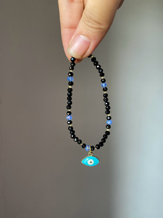 CRYSTAL EVIL EYE BRACELET