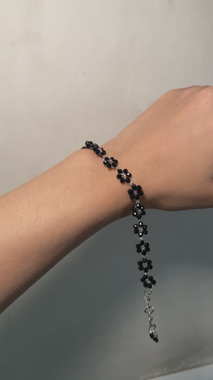 MIDNIGHT BLOOM - BLACK CRYSTAL FLOWER BRACELET