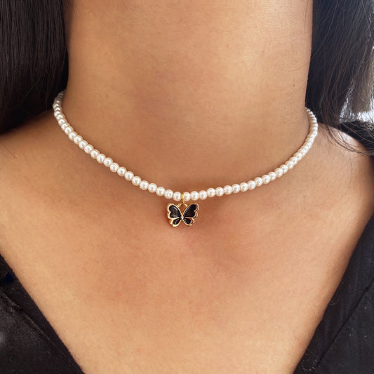 BUTTERFLY PEARL CHOKER NECKLACE