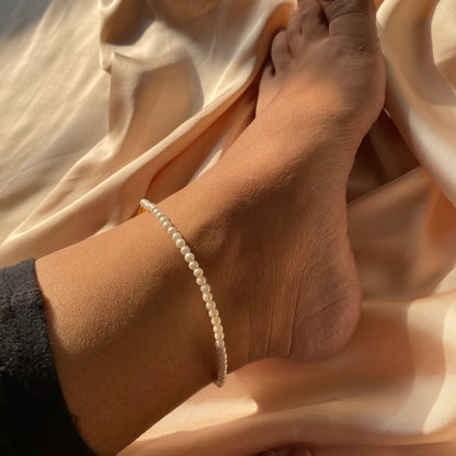 PlAIN PEARL ANKLETS