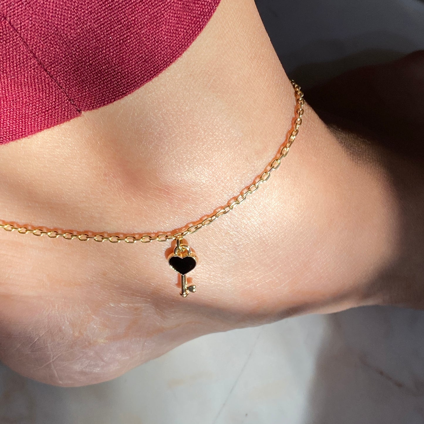 LOCK AND KEY ANKLETS