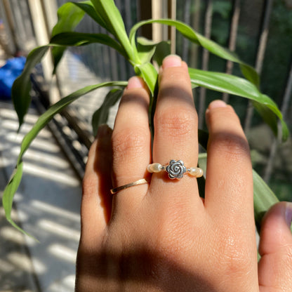 RICE PEARLS FLOWER RING