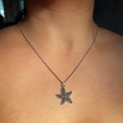 STARFISH SILVER NECKLACE