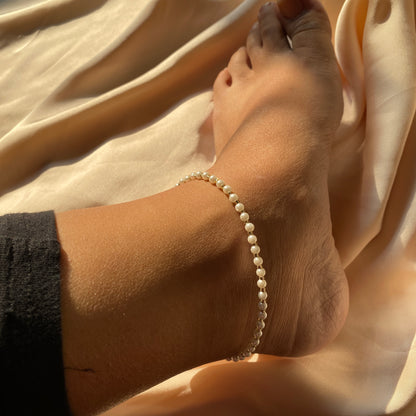 SMALL PEARL ANKLETS WITH BEADS