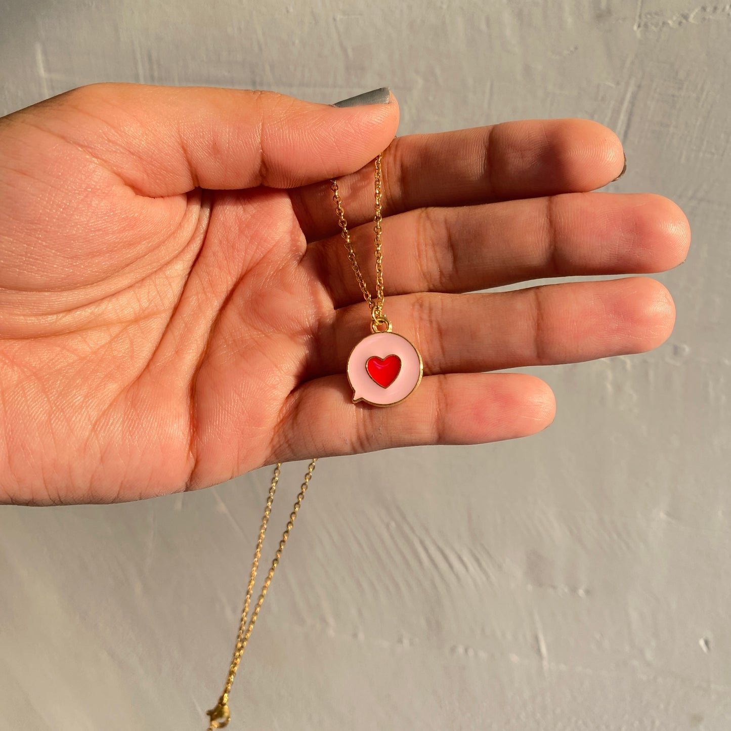 HEART CHAT NECKLACE