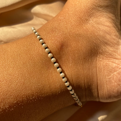 SMALL PEARL ANKLETS WITH BEADS